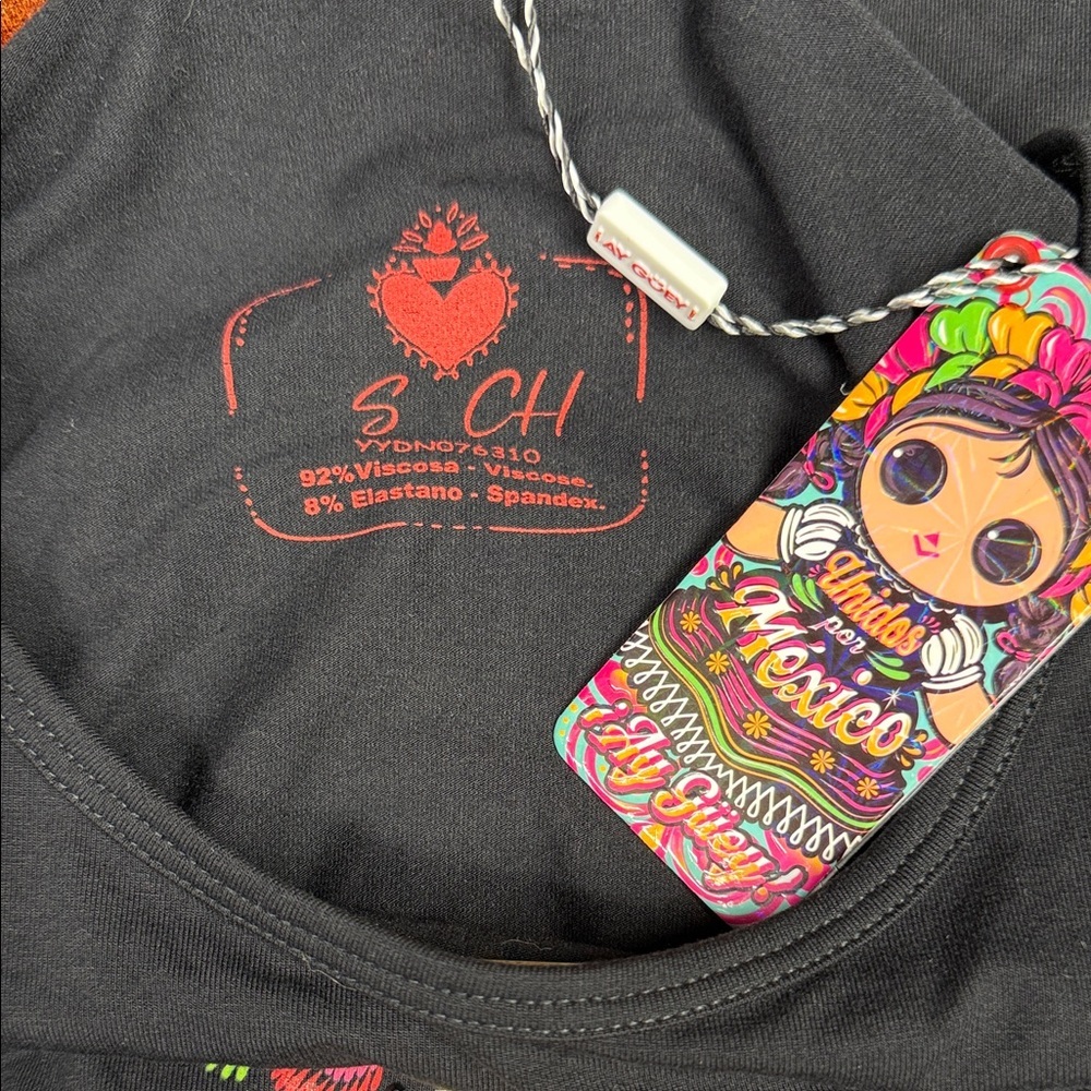 Freda Floral Graphic Black Tee - Picture 2 of 12